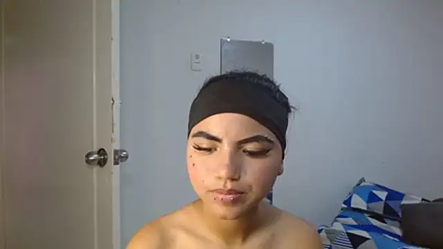 Snapshot of kimmyfuckass chatting on 05-22-26, 12:47 kimmyfuckass online show from 05-22-26, 12:47
