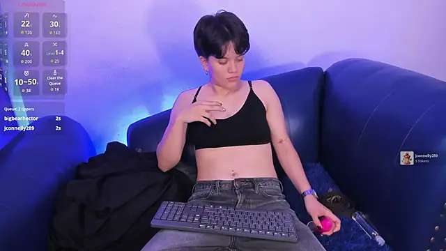 TallSnuSnu online show from 04-14-26, 08:36