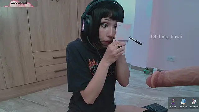 Snapshot of ling_meow chatting on 05-15-26, 02:15 ling meow online show from 05-15-26, 02:15