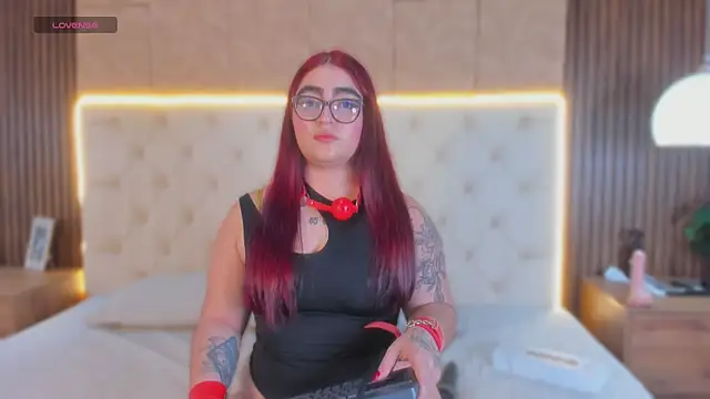 apriilfox online show from 04-11-26, 03:58