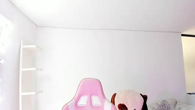 KoralCruz  online show from 03-16-26, 04:10