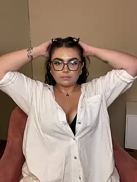 AlmaraRouge online show from 04-01-26, 08:17