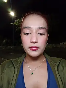 Snapshot of isabella_ferrer99 chatting on 05-15-26, 05:38 isabella ferrer99 online show from 05-15-26, 05:38