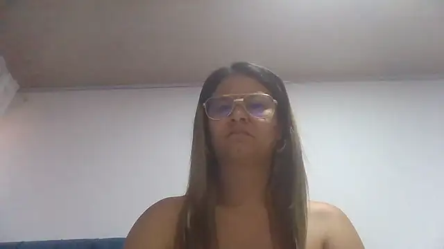 Jiwon Han online show from 04-17-26, 10:34