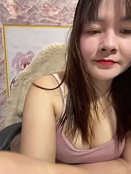Snapshot of Little_Muse78 chatting on 04-01-26, 05:20 Little Muse78 online show from 04-01-26, 05:20