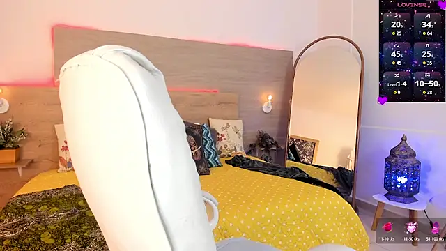  Azahaaraa  online show from 03-15-26, 03:24