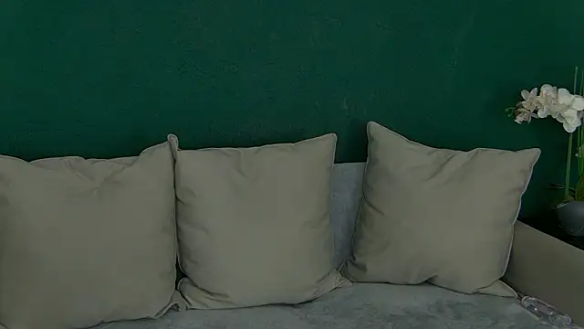 SkinnyNatty online show from 03-30-26, 03:52