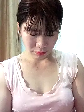 Bondgirl 9 online show from 04-13-26, 09:41