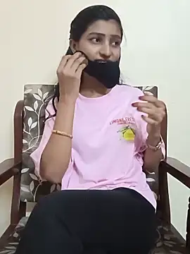 Snapshot of Rubina_69 chatting on 06-10-26, 06:31 Rubina 69 online show from 06-10-26, 06:31