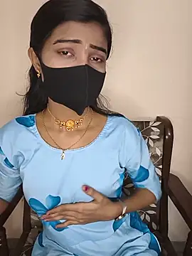 Snapshot of Rubina_69 chatting on 05-30-26, 03:39 Rubina 69 online show from 05-30-26, 03:39