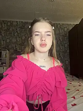 KayShaw online show from 03-25-26, 04:01