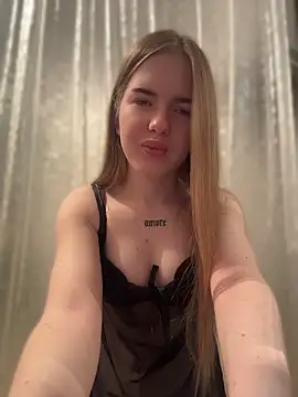 KayShaw online show from 04-22-26, 04:25