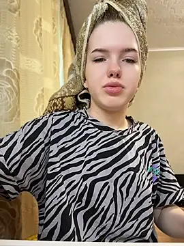 KayShaw online show from 07-13-26, 03:06