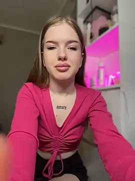 KayShaw online show from 04-18-26, 06:16