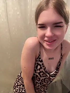 KayShaw online show from 05-27-26, 03:41