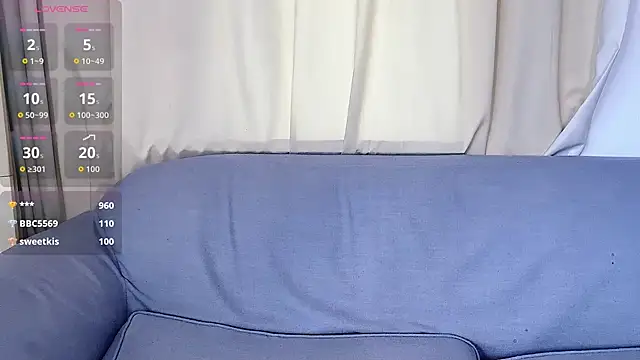 Snapshot of Tavie1744 chatting on 06-08-26, 01:28 Tavie1744 online show from 06-08-26, 01:28