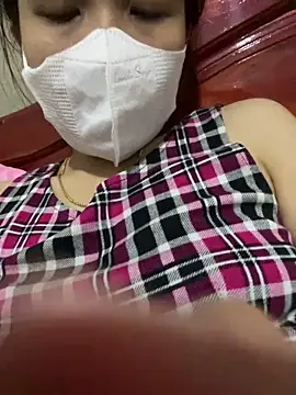 Layla 2x online show from 03-03-26, 07:43