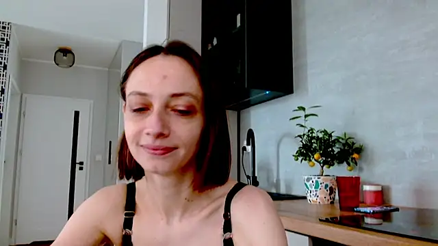 misssweet online show from 06-01-26, 09:42