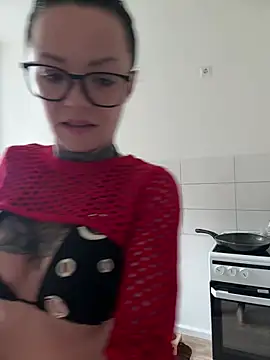 SkinnyLilly online show from 05-24-26, 01:11