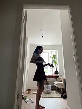 SkinnyLilly online show from 06-16-26, 12:05