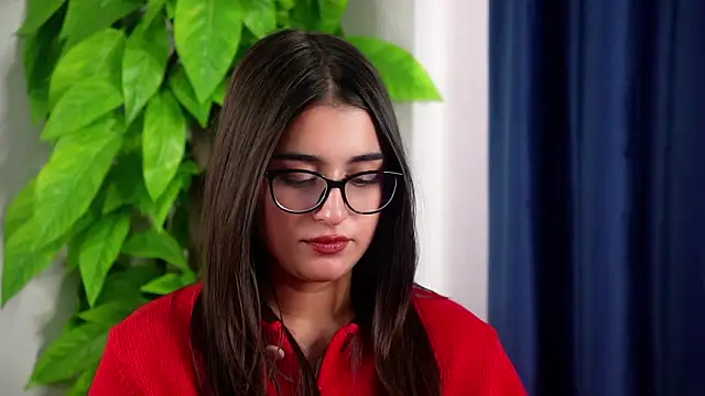 MagalyPigao online show from 03-07-26, 09:37