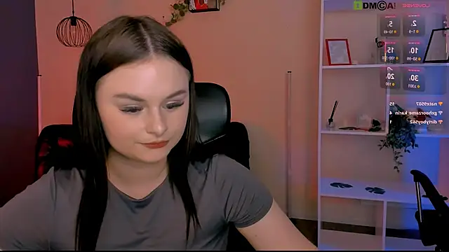 Snapshot of miss_courtney_ chatting on 05-10-26, 11:36 miss courtney online show from 05-10-26, 11:36