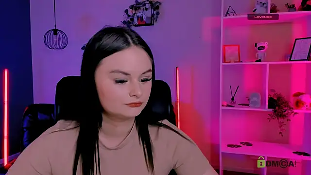 Snapshot of miss_courtney_ chatting on 05-07-26, 08:39 miss courtney online show from 05-07-26, 08:39