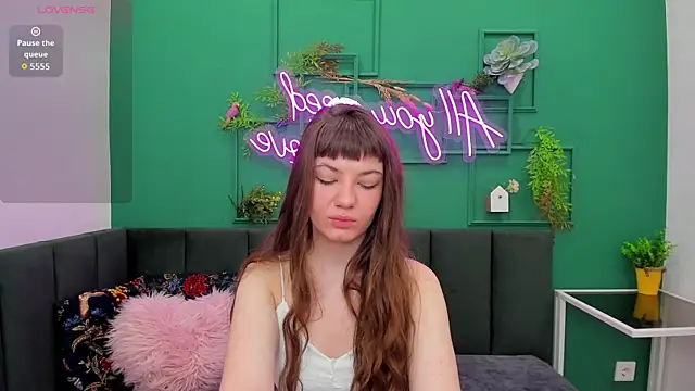 AgnesBeautiful online show from 04-01-26, 01:51