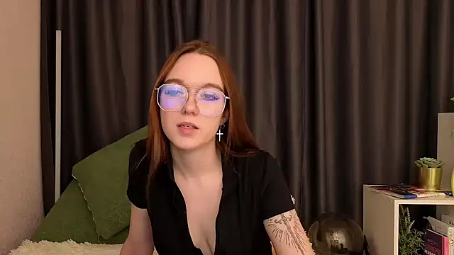 SunyLily online show from 04-14-26, 06:40