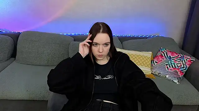 SunyLily online show from 05-07-26, 07:12
