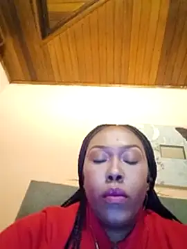 Snapshot of Mbaleehle chatting on 06-15-26, 07:24 Mbaleehle online show from 06-15-26, 07:24