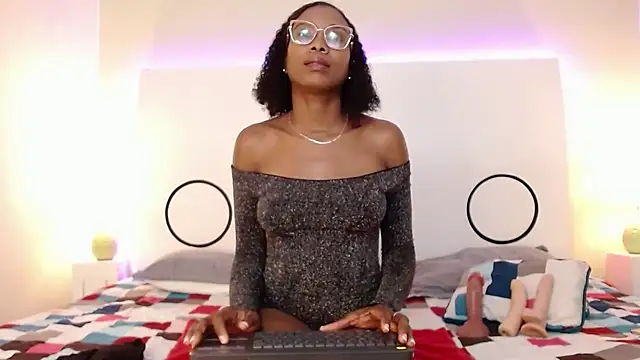 DanellaZiu online show from 04-23-26, 01:35