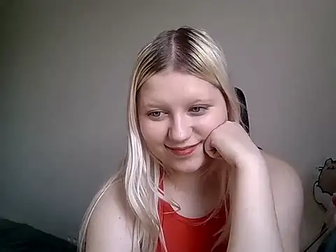 Snapshot of LenaSecret19 chatting on 03-04-26, 09:06 LenaSecret19 online show from 03-04-26, 09:06