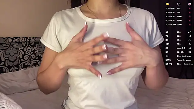 Selena blom online show from 07-19-26, 10:34