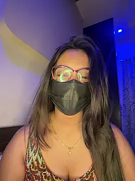 nikki catz online show from 06-19-26, 04:02