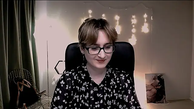 LixeLuna online show from 03-29-26, 06:26