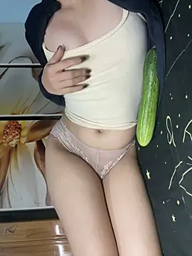 Shuzei online show from 04-21-26, 01:42