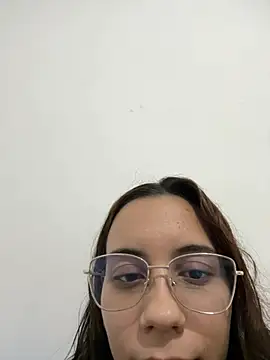 Snapshot of Nicole_Cute04 chatting on 07-12-26, 04:35 Nicole Cute04 online show from 07-12-26, 04:35