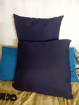LOLOAVEE online show from 06-12-26, 09:34
