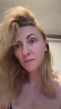 Secret Ladyx online show from 04-06-26, 03:24