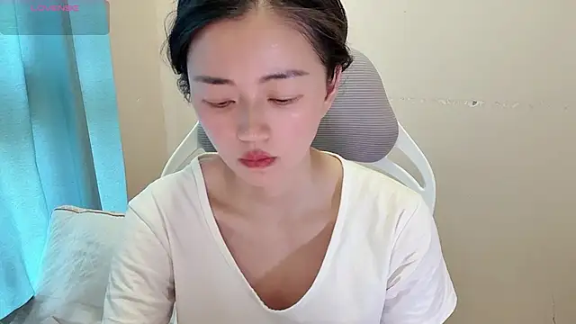 Snapshot of jinxiyao01 chatting on 07-14-26, 02:38 jinxiyao01 online show from 07-14-26, 02:38