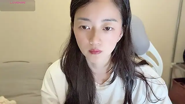 Snapshot of jinxiyao01 chatting on 06-22-26, 07:05 jinxiyao01 online show from 06-22-26, 07:05