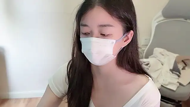 Snapshot of jinxiyao01 chatting on 05-31-26, 02:39 jinxiyao01 online show from 05-31-26, 02:39