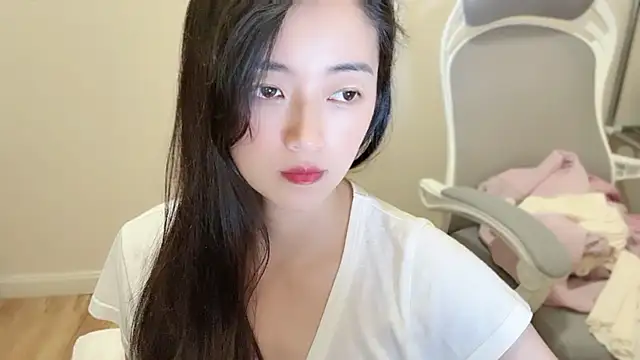 Snapshot of jinxiyao01 chatting on 05-30-26, 02:34 jinxiyao01 online show from 05-30-26, 02:34