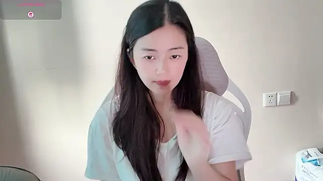 Snapshot of jinxiyao01 chatting on 07-12-26, 02:12 jinxiyao01 online show from 07-12-26, 02:12