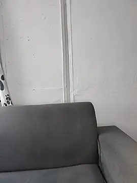 KendallJanner online show from 03-28-26, 07:26