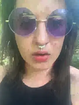 Snapshot of Xlilli69X chatting on 06-15-26, 02:39 Xlilli69X online show from 06-15-26, 02:39