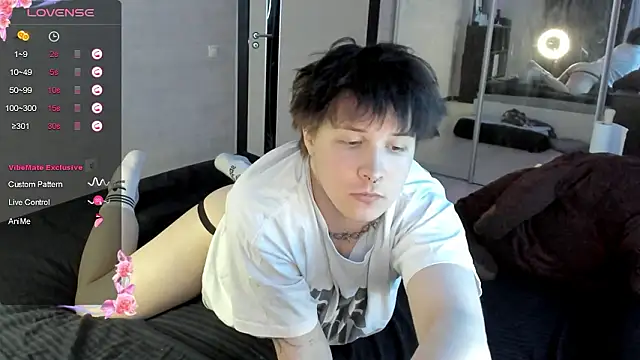 MIya Chinen online show from 03-09-26, 04:32