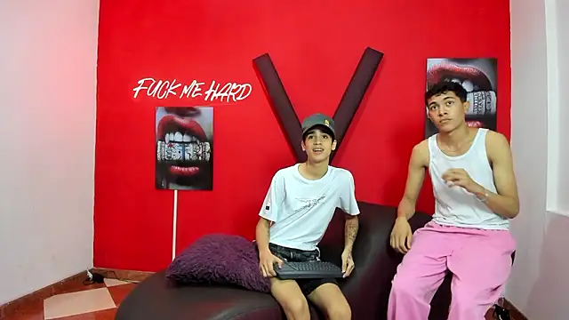 SKYN MAN online show from 03-15-26, 03:02