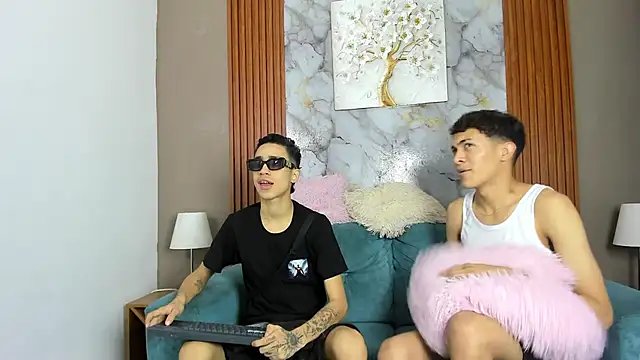 SKYN MAN online show from 03-22-26, 07:48